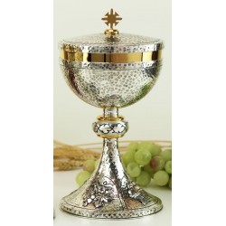 Ciboire H 23 cm diam Ouv....