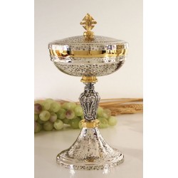 Ciboire H  23 cm diam Ouv....