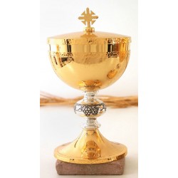 Ciboire H  23 cm diam Ouv....